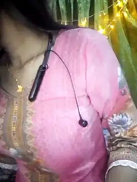Snapshot of Maliha_Chowdhury chatting on May 27, 2026, 6:48 pm Maliha Chowdhury online show from May 27, 2026, 6:48 pm