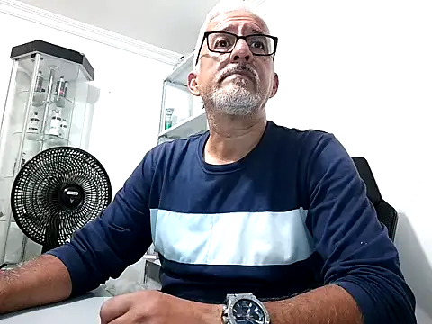 ceniizo1024 online show from January 16, 2026, 11:53 pm