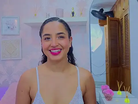 Emma Thompssonn online show from February 26, 2026, 12:05 pm