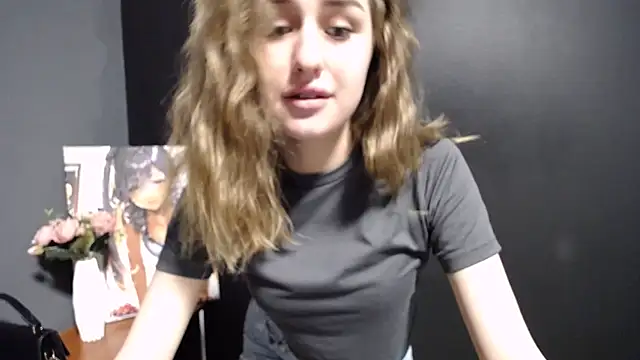 Sunny siren online show from July 15, 2026, 12:23 pm