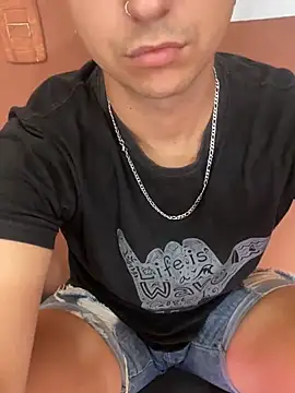 Snapshot of pupihot chatting on January 15, 2026, 2:53 pm pupihot online show from January 15, 2026, 2:53 pm