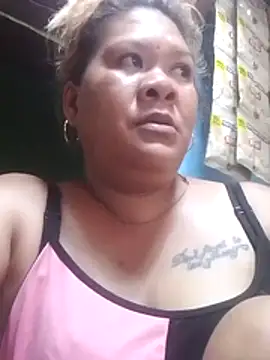 queen lovely69 online show from February 11, 2026, 3:50 am