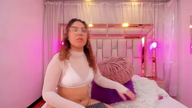 AllisonAdams  online show from March 31, 2026, 11:56 am