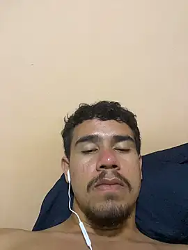 reipromiscuo01 online show from February 19, 2026, 1:35 am