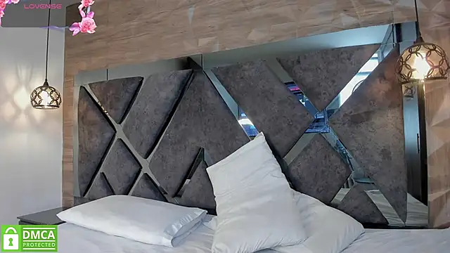 Zamahara Rodriguez online show from March 31, 2026, 7:38 pm