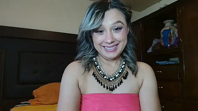 aitanalove  online show from May 19, 2026, 9:22 pm