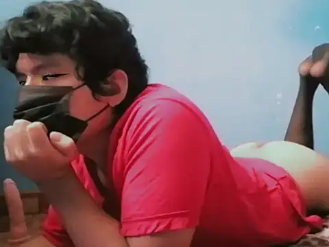 Slutty Femboyy online show from January 16, 2026, 5:39 pm