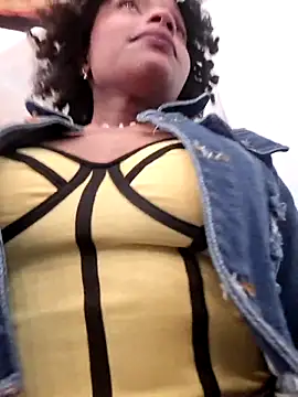 Snapshot of Ebony_love07 chatting on February 22, 2026, 7:26 pm Ebony love07 online show from February 22, 2026, 7:26 pm