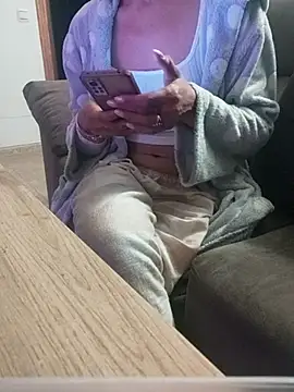 Snapshot of Pinkladyvip chatting on February 7, 2026, 7:44 pm Pinkladyvip online show from February 7, 2026, 7:44 pm