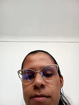 mitzukywinteer online show from March 25, 2026, 8:19 pm