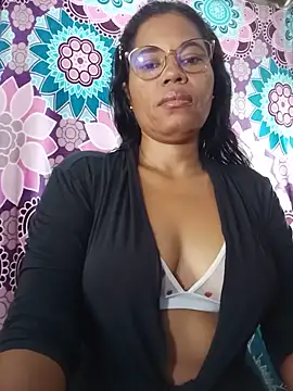 Snapshot of Yandris_1212 chatting on May 24, 2026, 1:33 pm Yandris 1212 online show from May 24, 2026, 1:33 pm