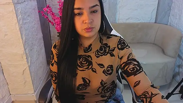 Aliz Cooper Tx online show from February 6, 2026, 7:43 pm