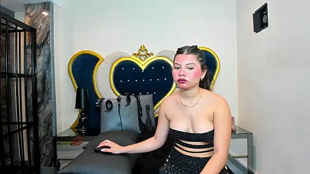Snapshot of SofiaArsila chatting on June 2, 2026, 11:21 am SofiaArsila online show from June 2, 2026, 11:21 am