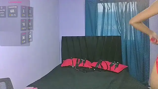 Snapshot of Helena-Paola chatting on February 22, 2026, 10:11 pm Helena-Paola online show from February 22, 2026, 10:11 pm