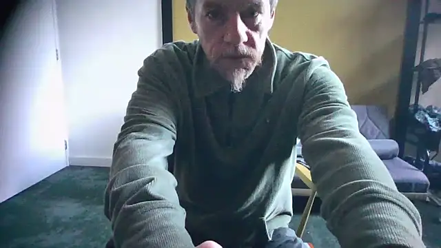 Snapshot of chiichii23 chatting on February 1, 2025, 9:21 am chiichii23 online show from February 1, 2025, 9:21 am