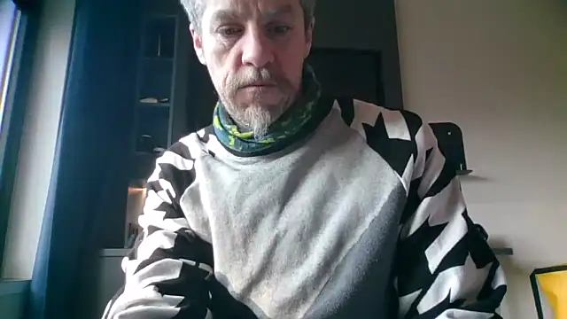 Snapshot of chiichii23 chatting on February 1, 2025, 2:13 pm chiichii23 online show from February 1, 2025, 2:13 pm