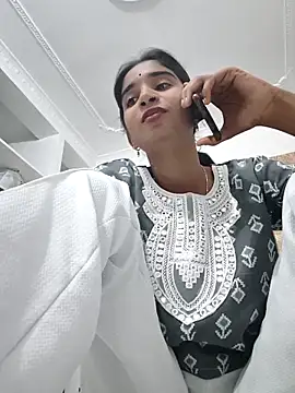 Cute-Natashaa online show from February 27, 2026, 4:18 pm