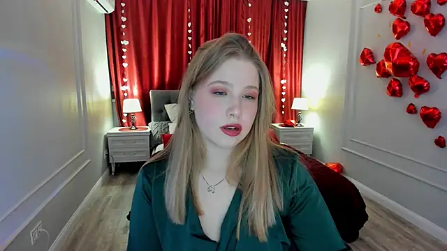 Snapshot of SweetDaylight chatting on February 5, 2026, 3:35 am SweetDaylight online show from February 5, 2026, 3:35 am