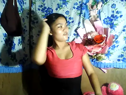 PinaySkinnyJust18 online show from May 25, 2026, 9:52 am