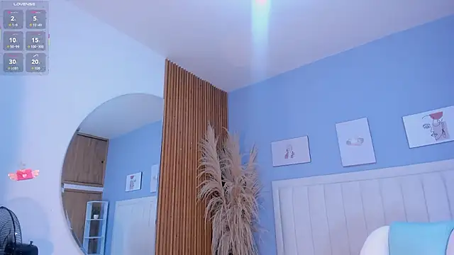 helen jonesx online show from February 26, 2026, 1:00 pm