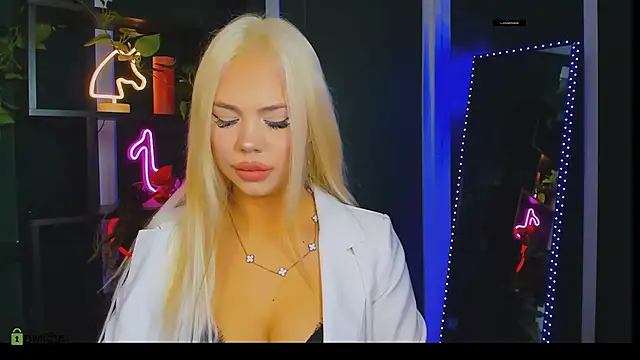 Snapshot of alexa_bonni chatting on May 21, 2026, 7:00 pm alexa bonni online show from May 21, 2026, 7:00 pm