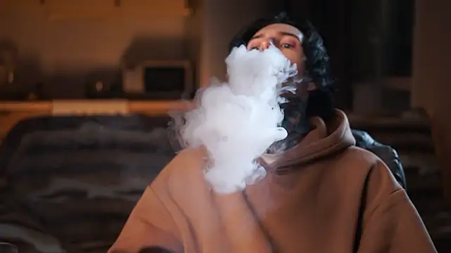 Snapshot of mr-capitalist chatting on March 6, 2026, 4:35 pm mr-capitalist online show from March 6, 2026, 4:35 pm