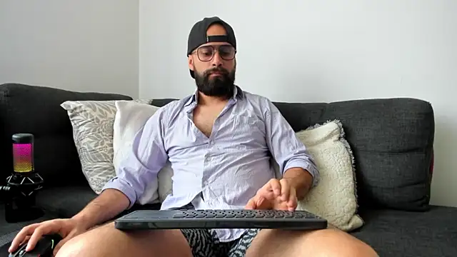 SpermsBank online show from March 27, 2026, 2:07 pm