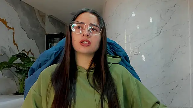 Qetsyah tf online show from February 9, 2026, 12:58 pm