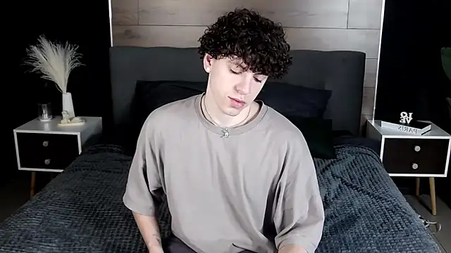 TylerGibson online show from February 20, 2026, 3:03 am