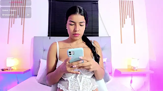  kimmygrey online show from February 28, 2026, 1:38 am