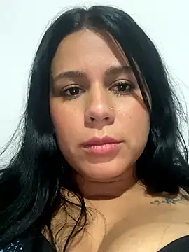 LianRosse  online show from January 18, 2026, 2:59 am