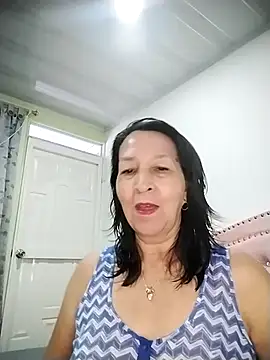 RosseLaure online show from July 5, 2026, 10:38 pm