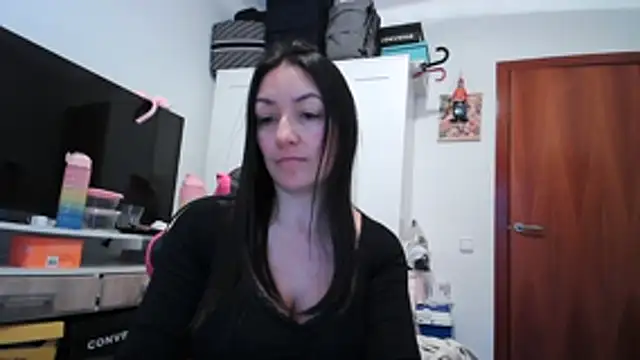 Yulian Milf online show from February 9, 2026, 5:11 pm