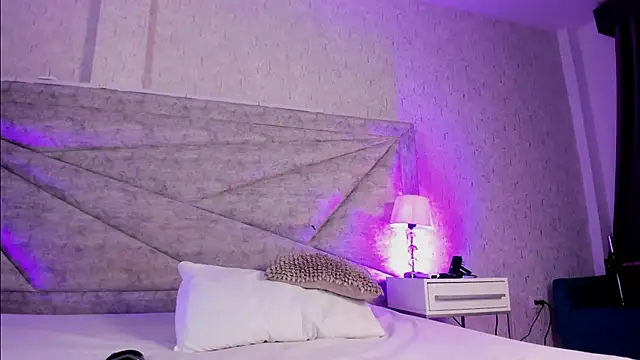 RousSweet- online show from March 14, 2026, 8:59 pm