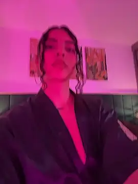 Snapshot of IrinaBlanc chatting on February 24, 2026, 3:29 am IrinaBlanc online show from February 24, 2026, 3:29 am