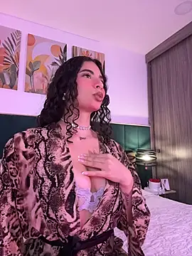 IrinaBlanc online show from May 9, 2026, 1:20 am