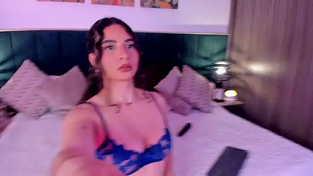 Snapshot of IrinaBlanc chatting on February 22, 2026, 1:30 am IrinaBlanc online show from February 22, 2026, 1:30 am