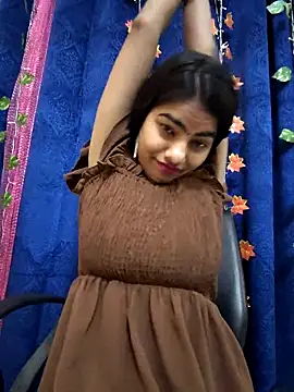 Alisha Babyy online show from April 4, 2026, 2:51 am