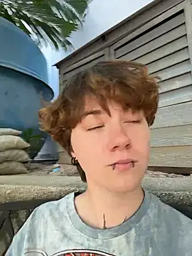 IceMur online show from April 9, 2026, 6:19 am