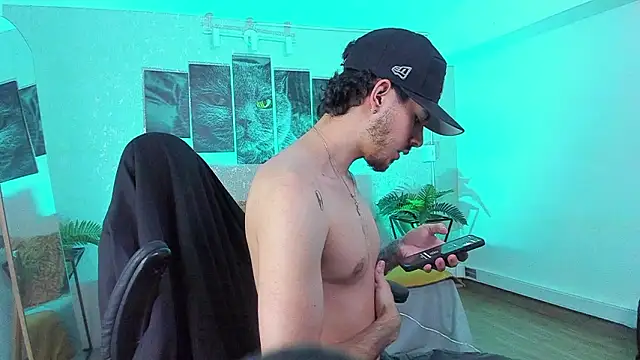 Snapshot of Nils_saintt chatting on February 26, 2026, 4:01 am Nils saintt online show from February 26, 2026, 4:01 am