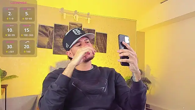 Snapshot of Nils_saintt chatting on February 1, 2026, 2:10 am Nils saintt online show from February 1, 2026, 2:10 am