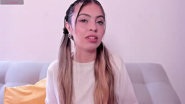 Fernanda aaaa online show from May 22, 2026, 2:37 pm