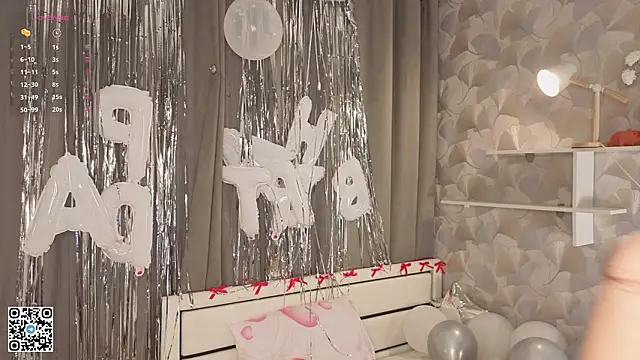 ShaeHeeter online show from February 24, 2026, 4:02 am