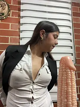 A-uroora online show from March 15, 2026, 10:00 am