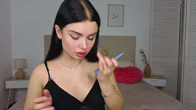 Silena sky online show from February 14, 2026, 1:33 pm