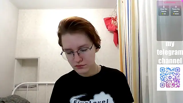 Snapshot of PetralPrime chatting on February 4, 2026, 5:19 pm PetralPrime online show from February 4, 2026, 5:19 pm