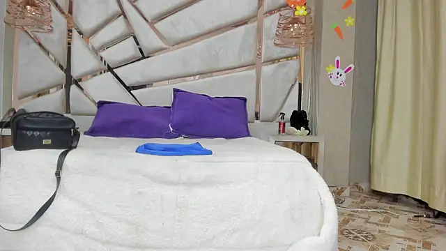 francis 20 online show from April 15, 2026, 1:26 pm