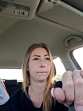 dewimp1 online show from April 12, 2026, 7:55 am