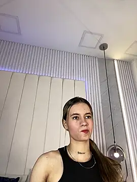 Snapshot of JuliaColemann chatting on February 8, 2026, 12:14 pm JuliaColemann online show from February 8, 2026, 12:14 pm