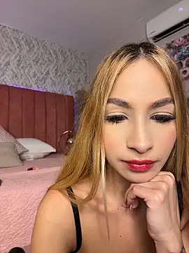 chiarabonds online show from May 11, 2026, 5:43 pm